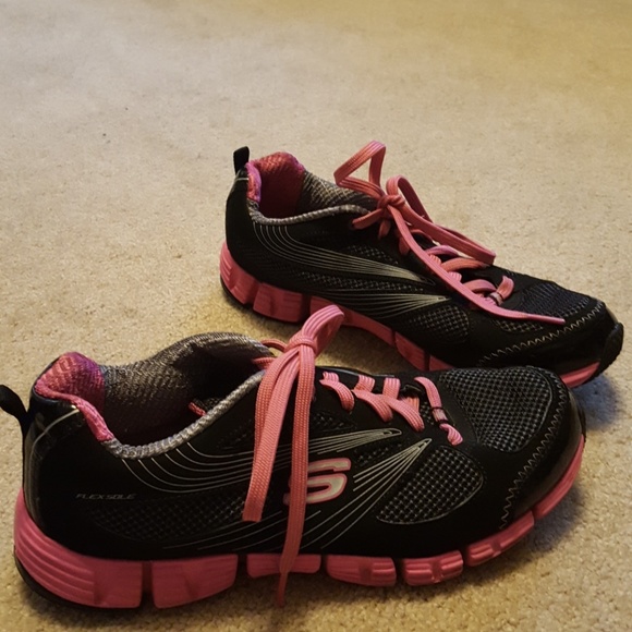 skechers ladies shoes size 8